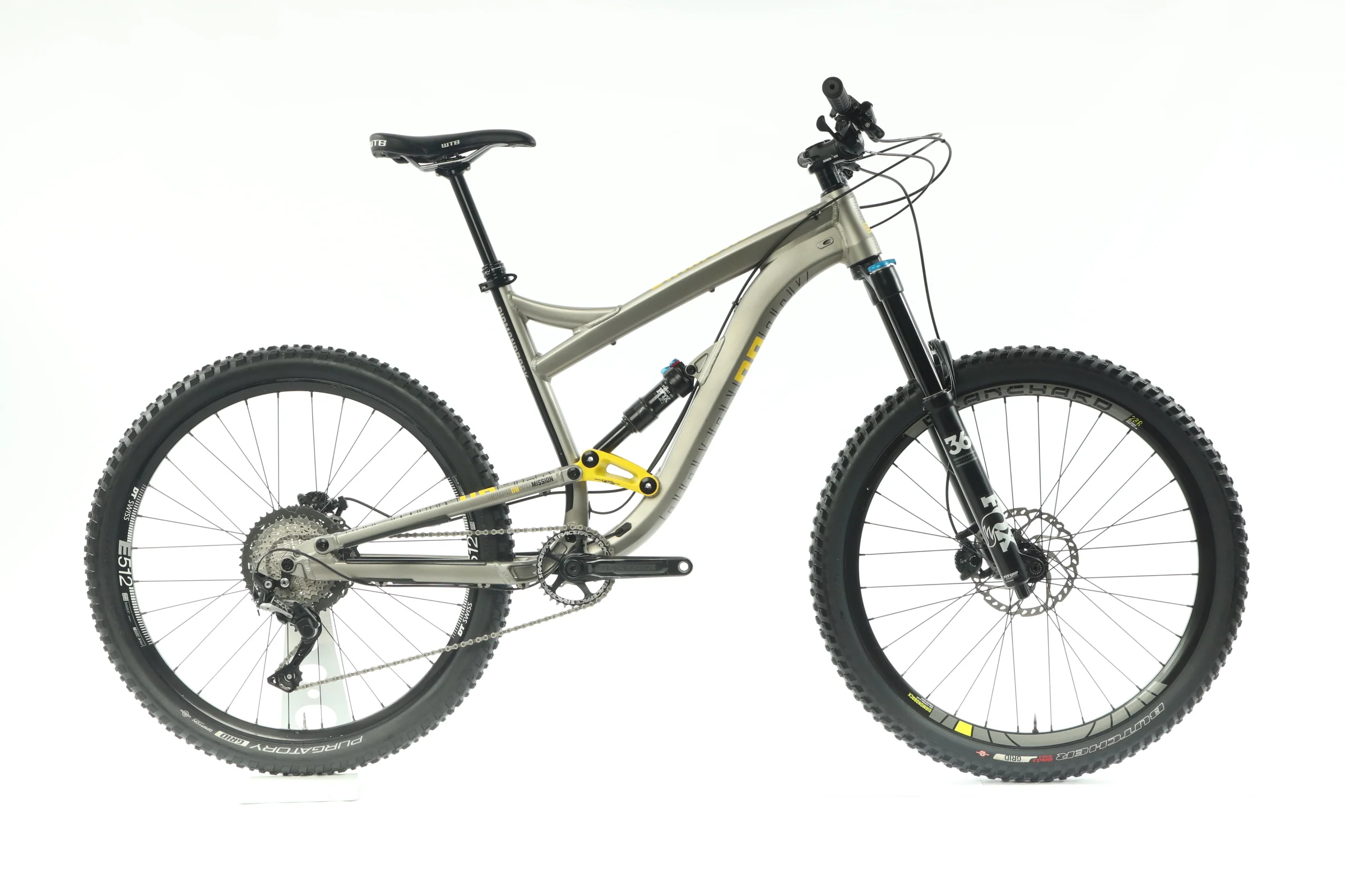 2017 Diamondback Mission 2Mountain Bike - Large