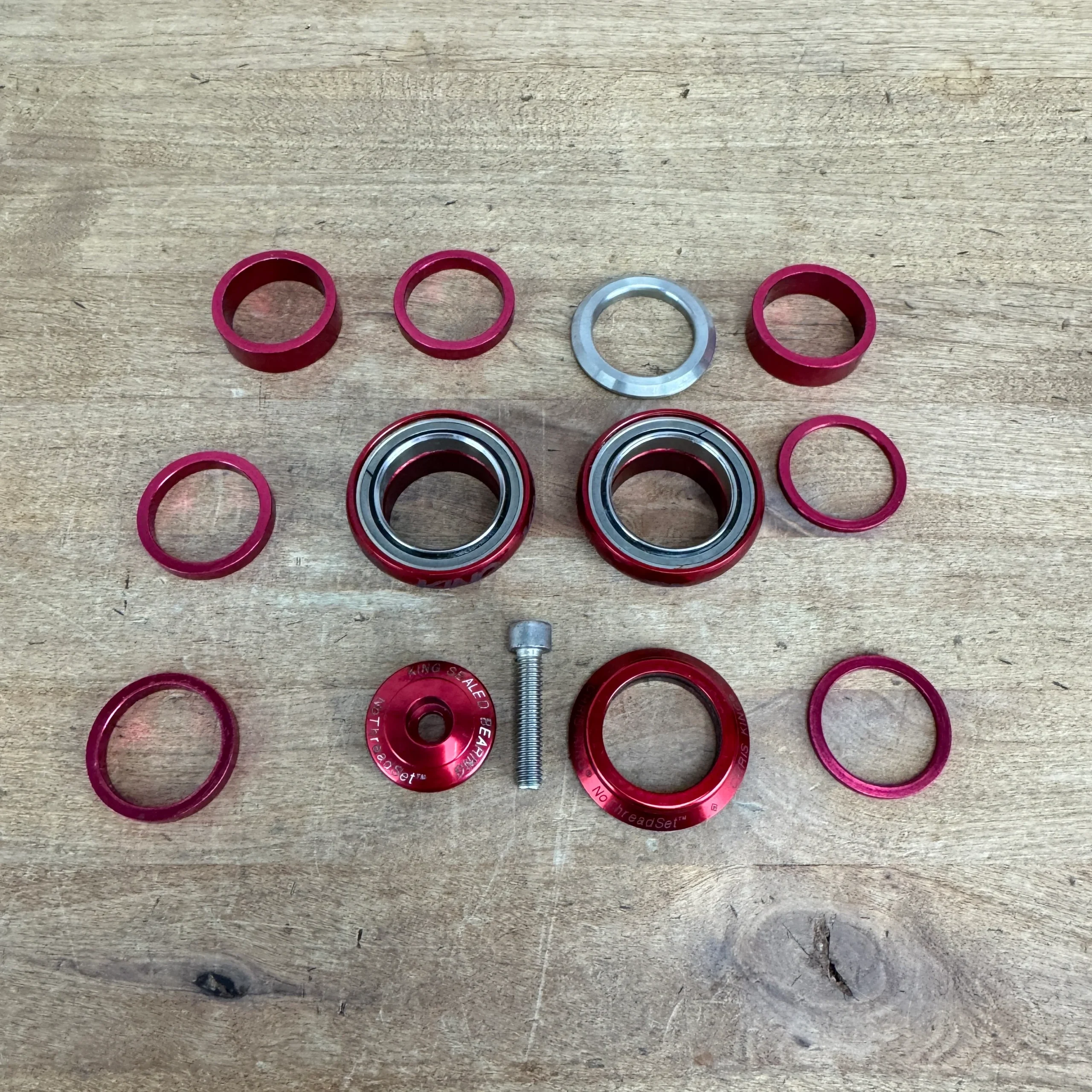 Chris King NoThreadset 1 Inch Red Headset + Spacers & Stem Cap 127g