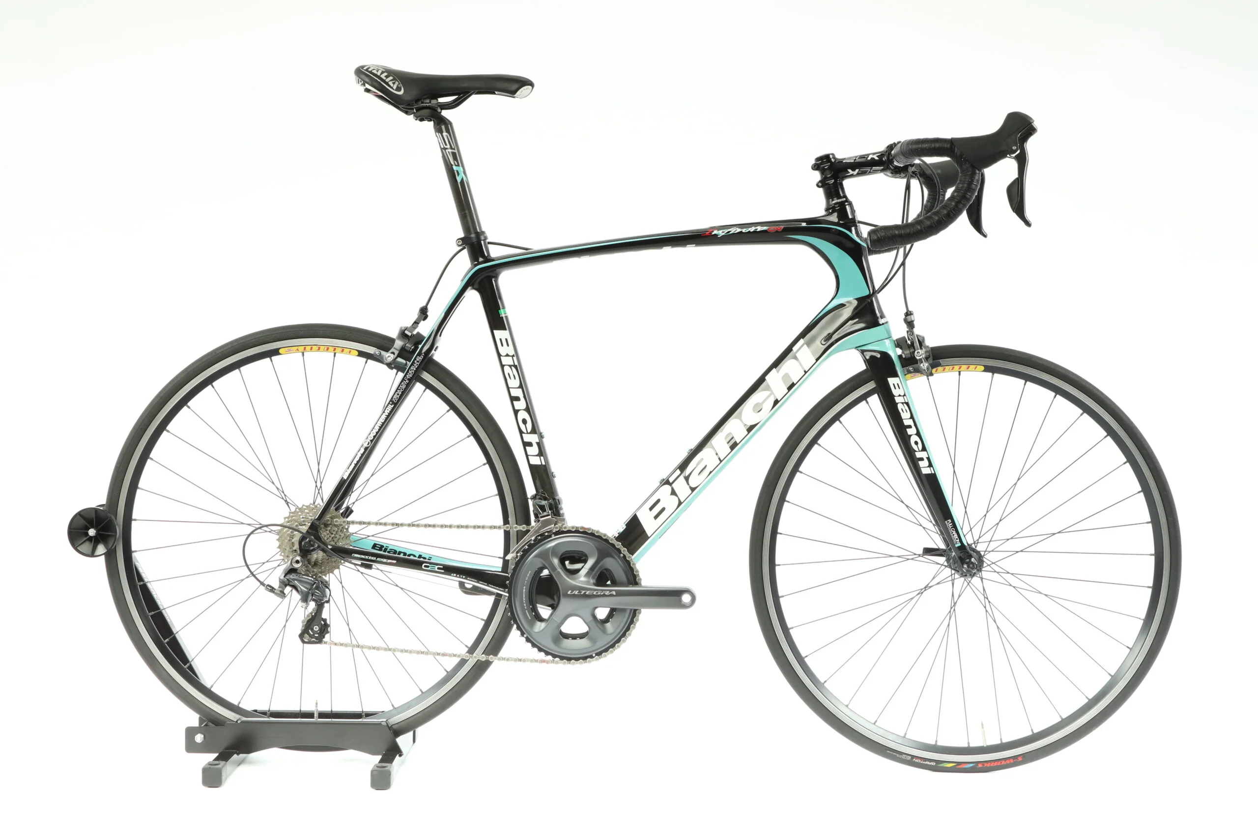 2016 Bianchi Infinito CV Road Bike - 61cm