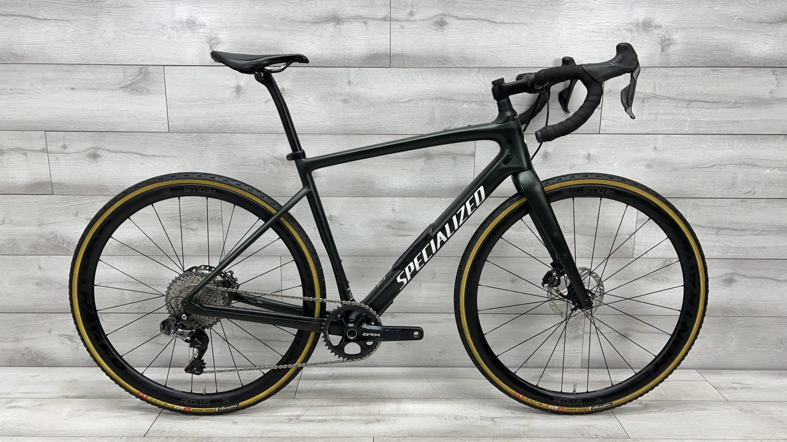 2021 Specialized Diverge Expert CarbonGravel Bike - 56cm