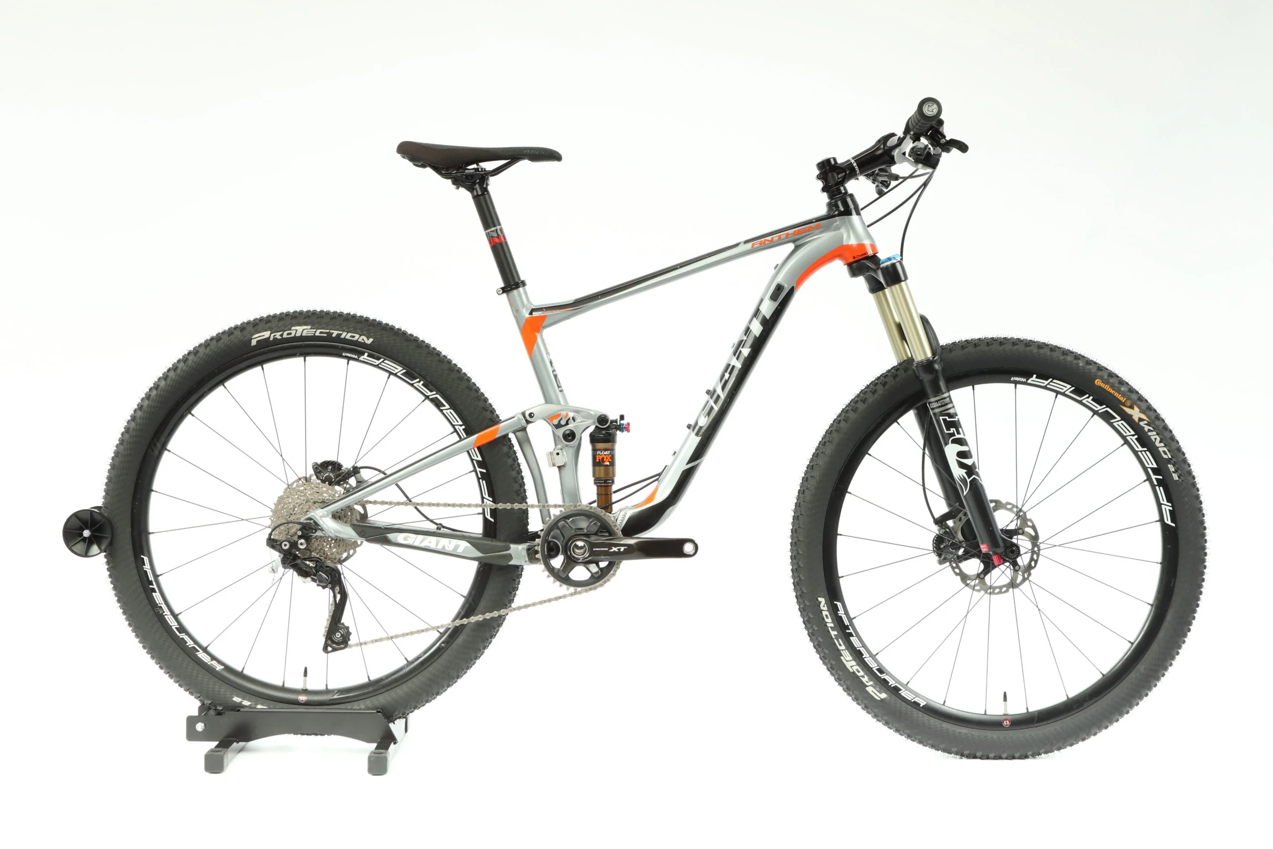 2015 Giant Anthem 3 27.5Mountain Bike - Medium