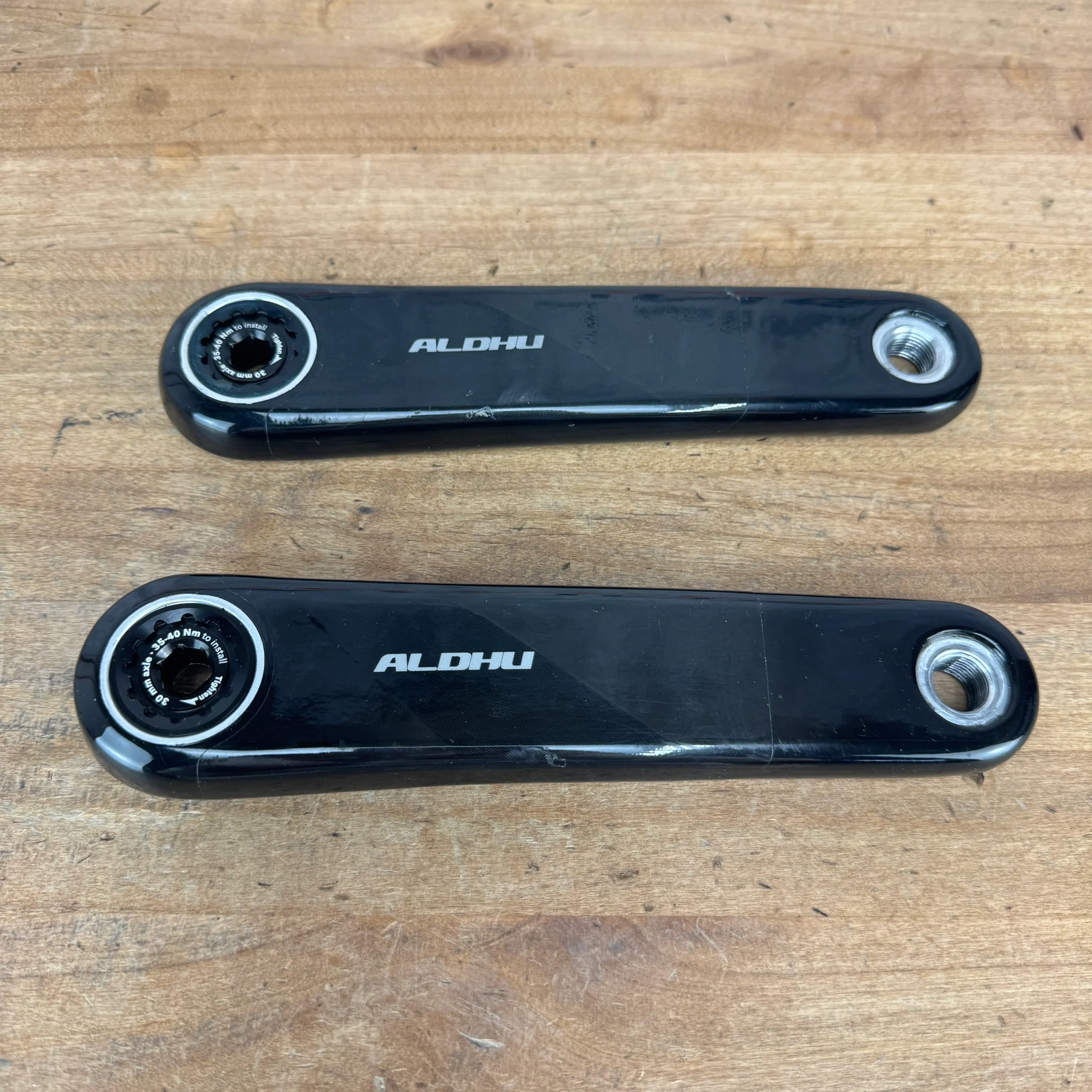 Rotor Aldhu Carbon 172.5mm Direct Mount Crankset Crank Arms 252g