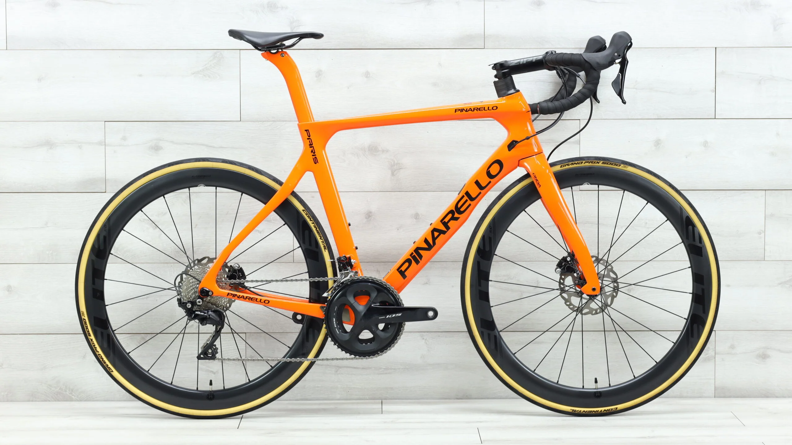 2021 Pinarello ParisRoad Bike - 54.5cm