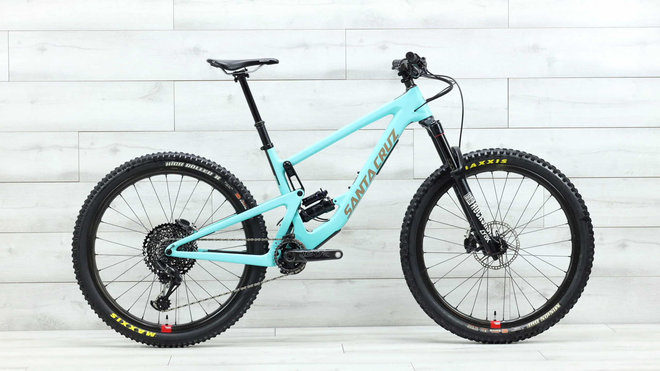 2019 Santa Cruz Bronson CC ReserveMountain Bike - Medium