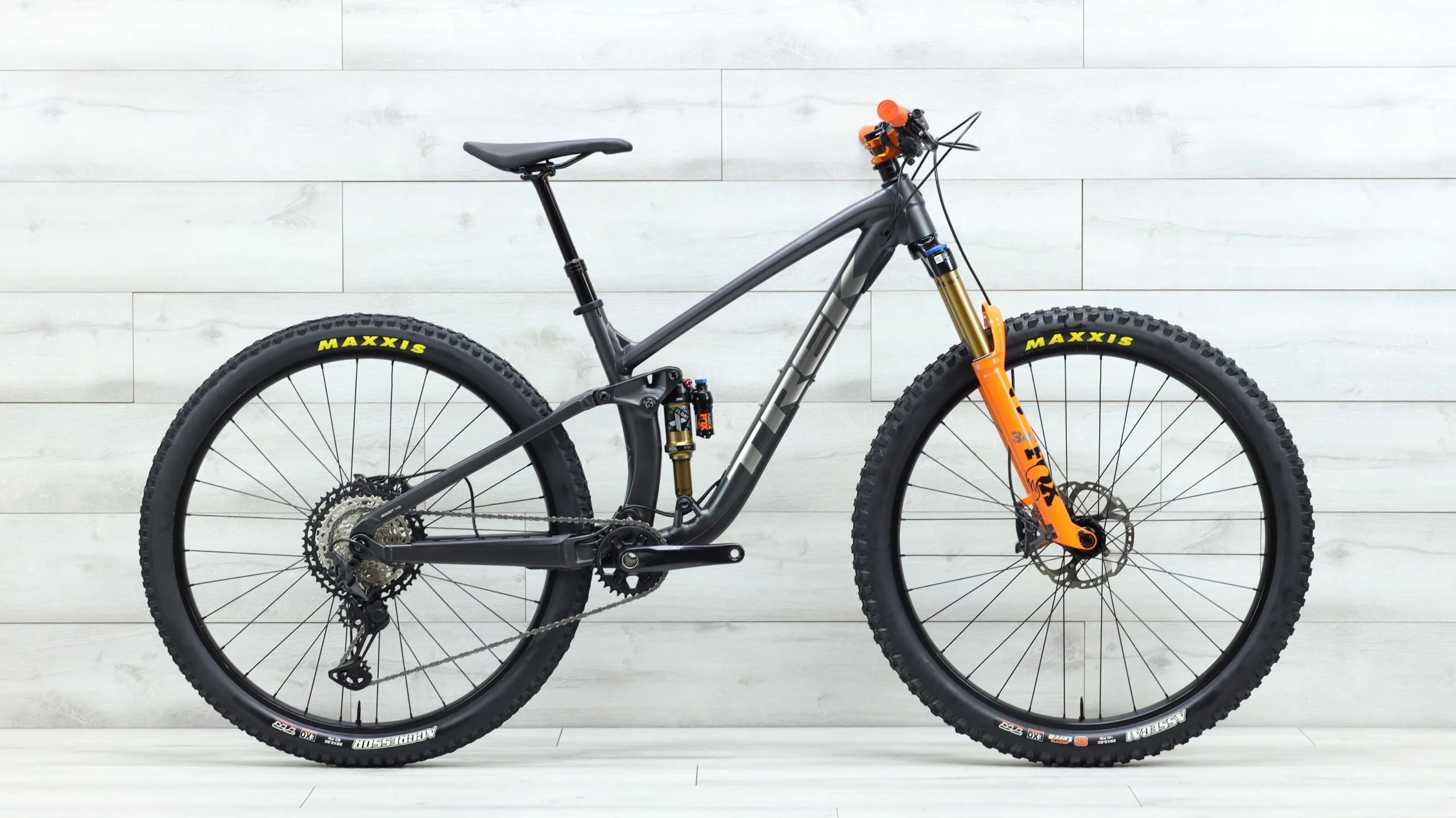 2023 Trek Fuel EX 5Mountain Bike - Medium