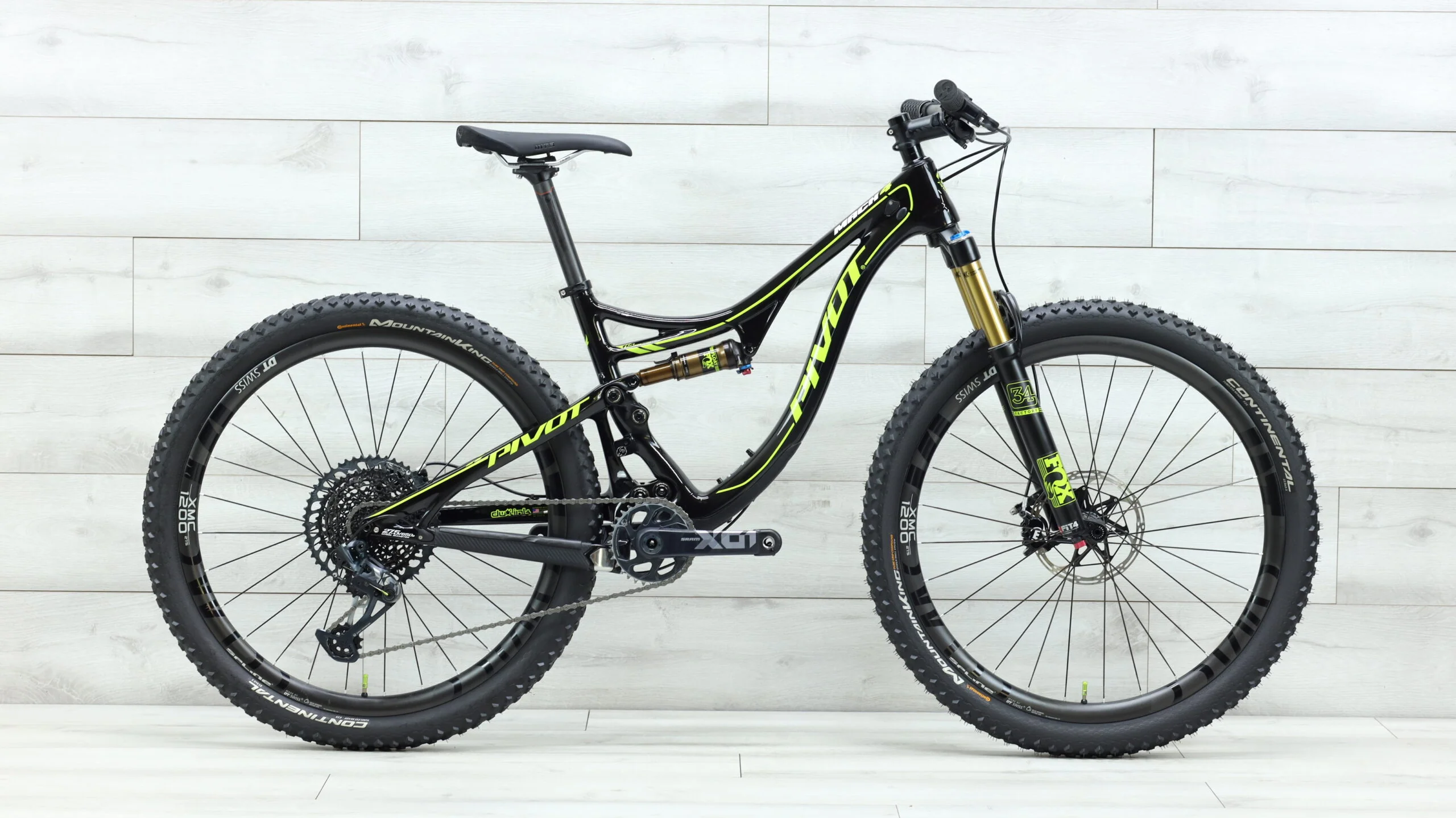2017 Pivot Mach 4 CarbonMountain Bike - Small
