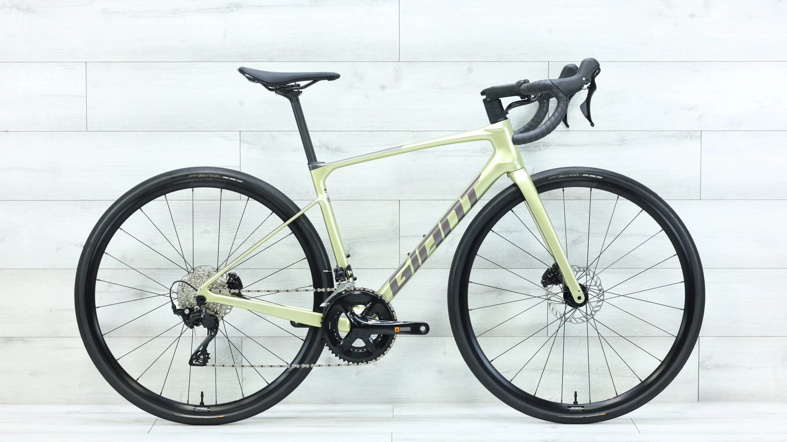 2024 GiantDefy Advanced 2 Road Bike - Small