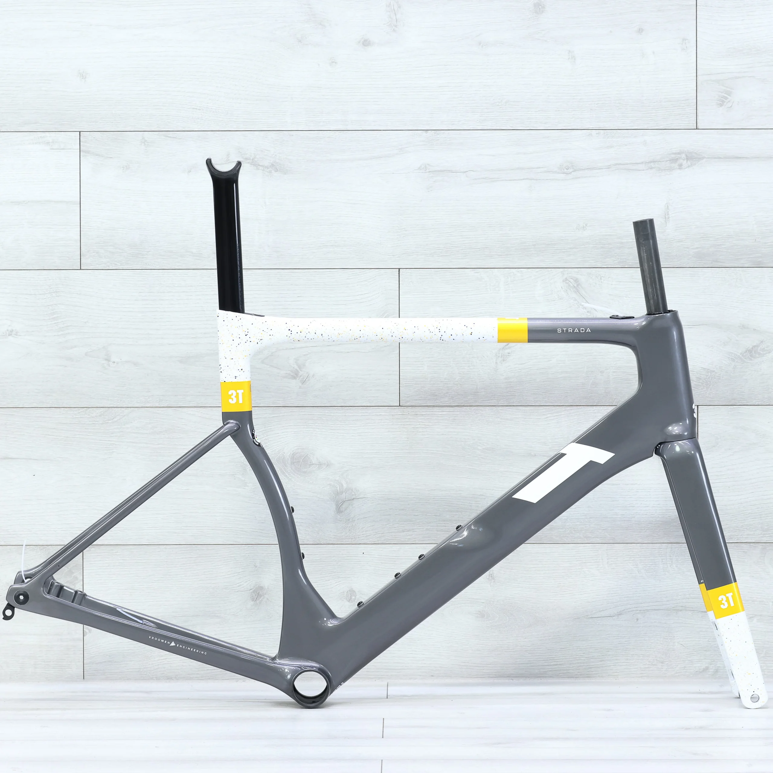 3T Strada 1x Disc Brake Aero Road Bike Frameset 700c Grey/Gold