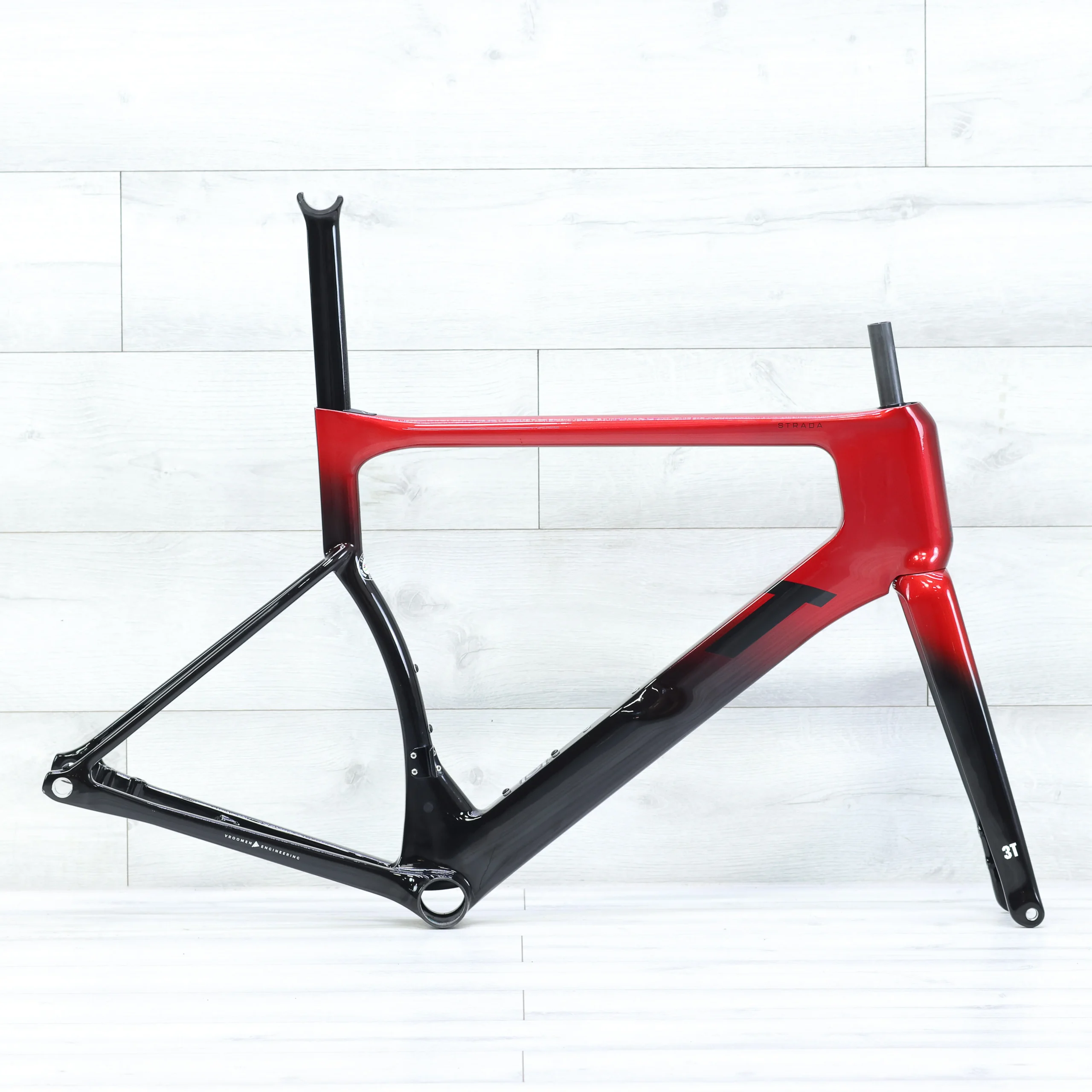 3T Strada 2x Disc Brake Aero Road Bike Frameset 700c Red/Black- 56cm