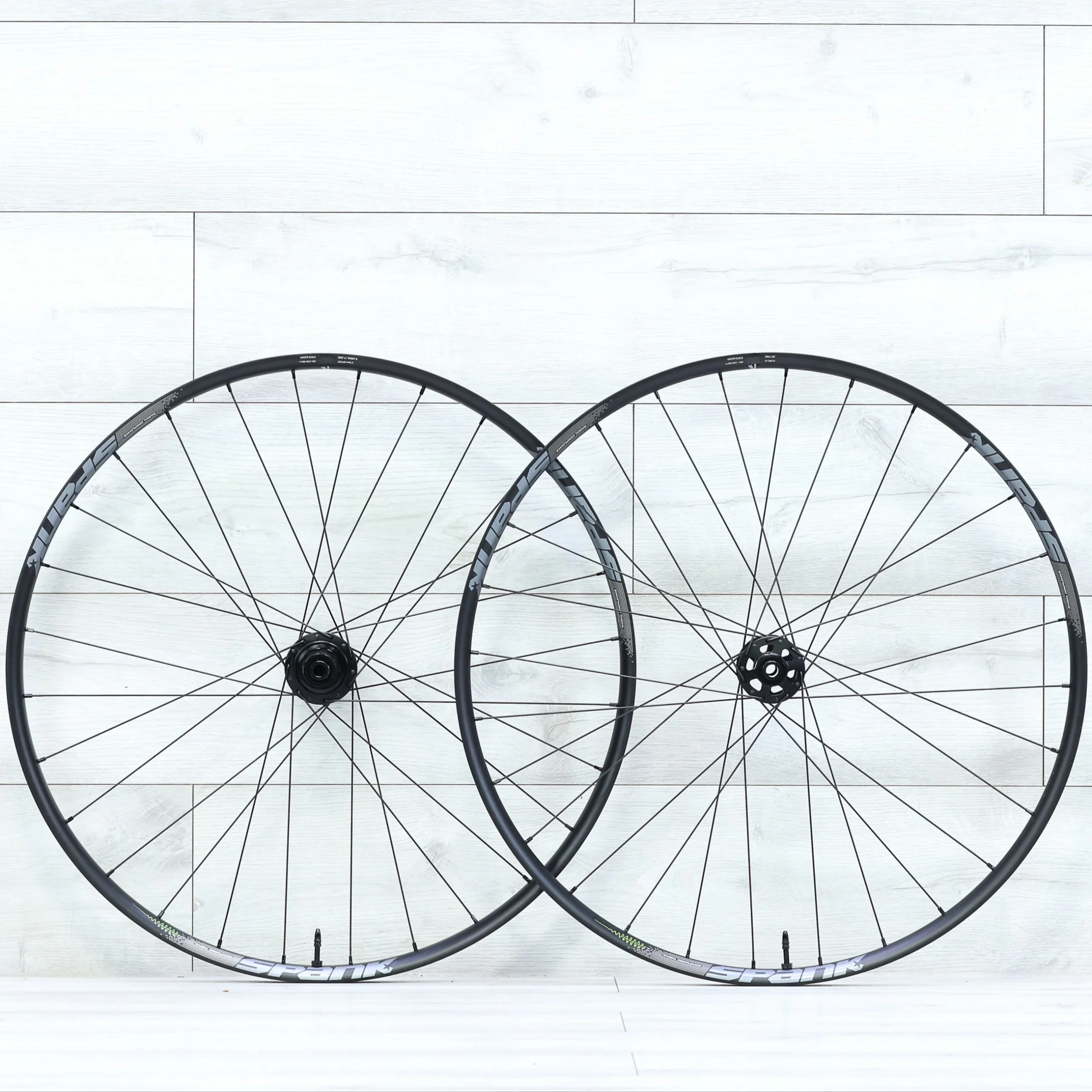 Spank Flare 24 Vibrocore Mountain Gravel Wheelset - 700c