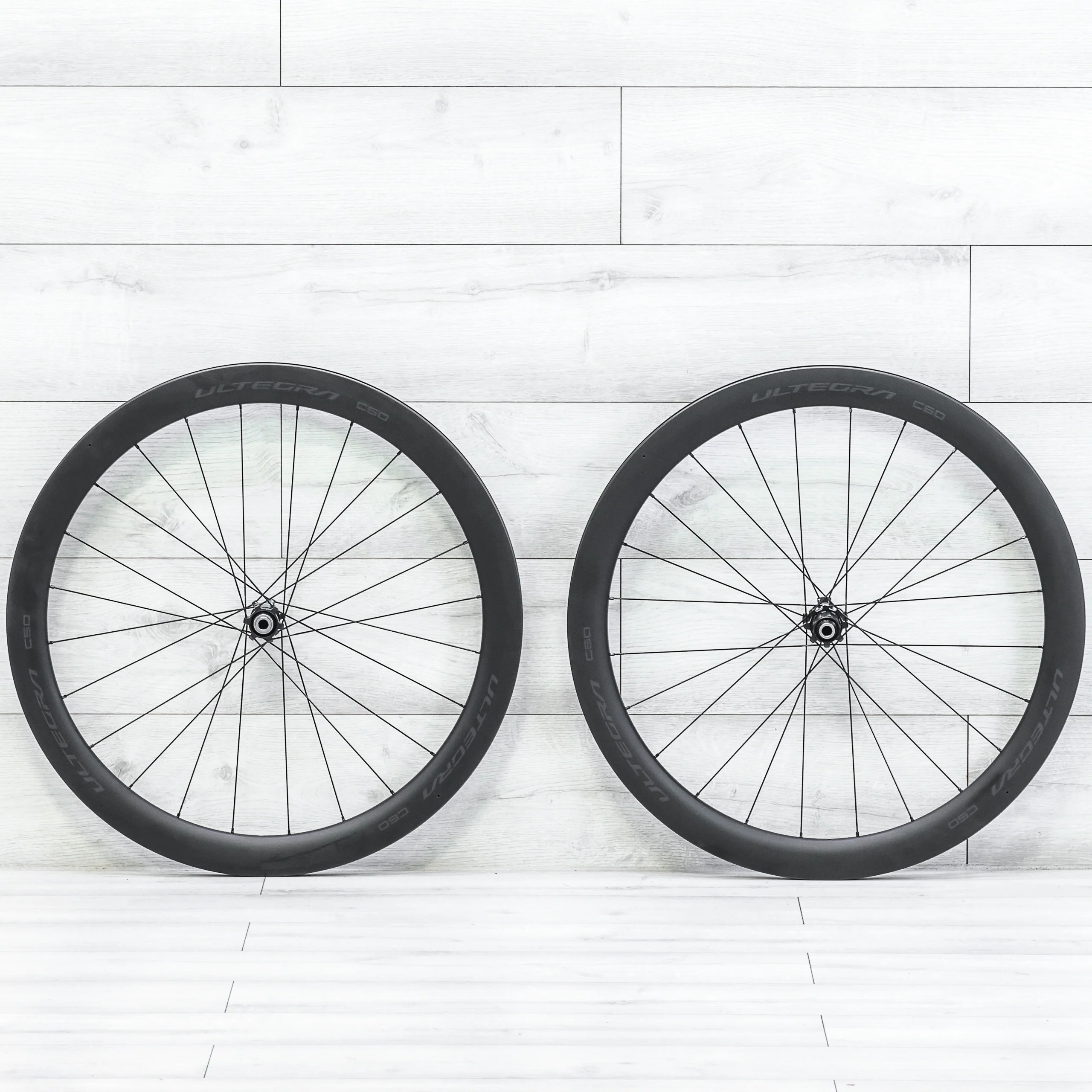 Shimano Ultegra C50 Carbon Disc Wheelset – 700c, Tubeless, Center Lock, HG Driver, 11/12-Speed