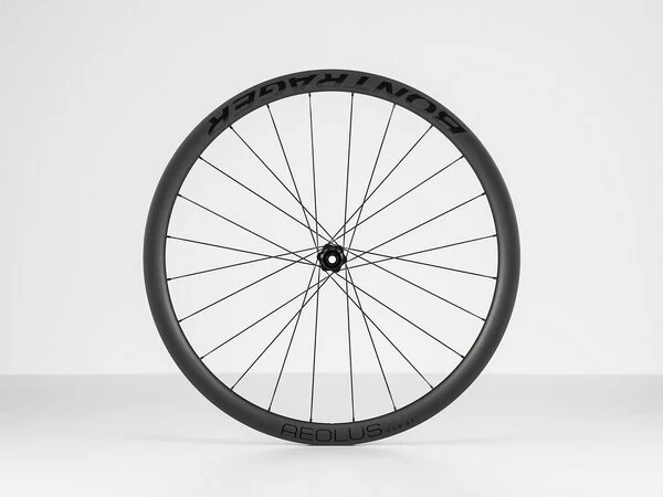BontragerAeolus Pro 37 TLR Disc Road Rear