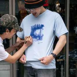 *BLUE LUG* sketch t-shirt (powder blue)