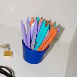*FRIDAY* original clipen