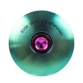 *STRIDSLAND* titanium top cap (green/purple bolt)